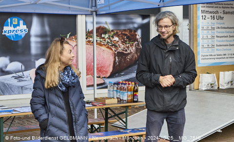 25.10.2025 - Illustrationen und Wall Art mit Katharina Konte und Architekten Herbert Kocht des Marx-Zentrum  
